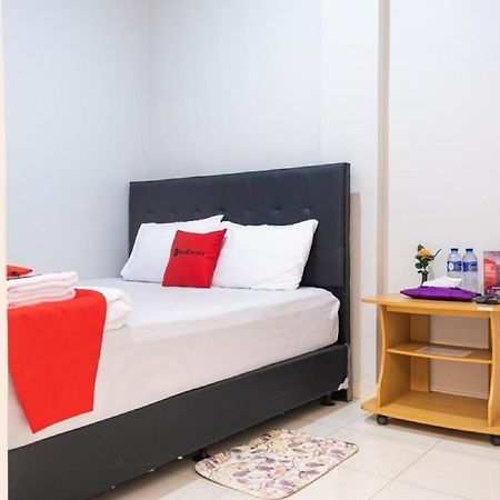 Reddoorz Syariah Near Grand Kota Bintang Hotel Bekasi Exterior photo