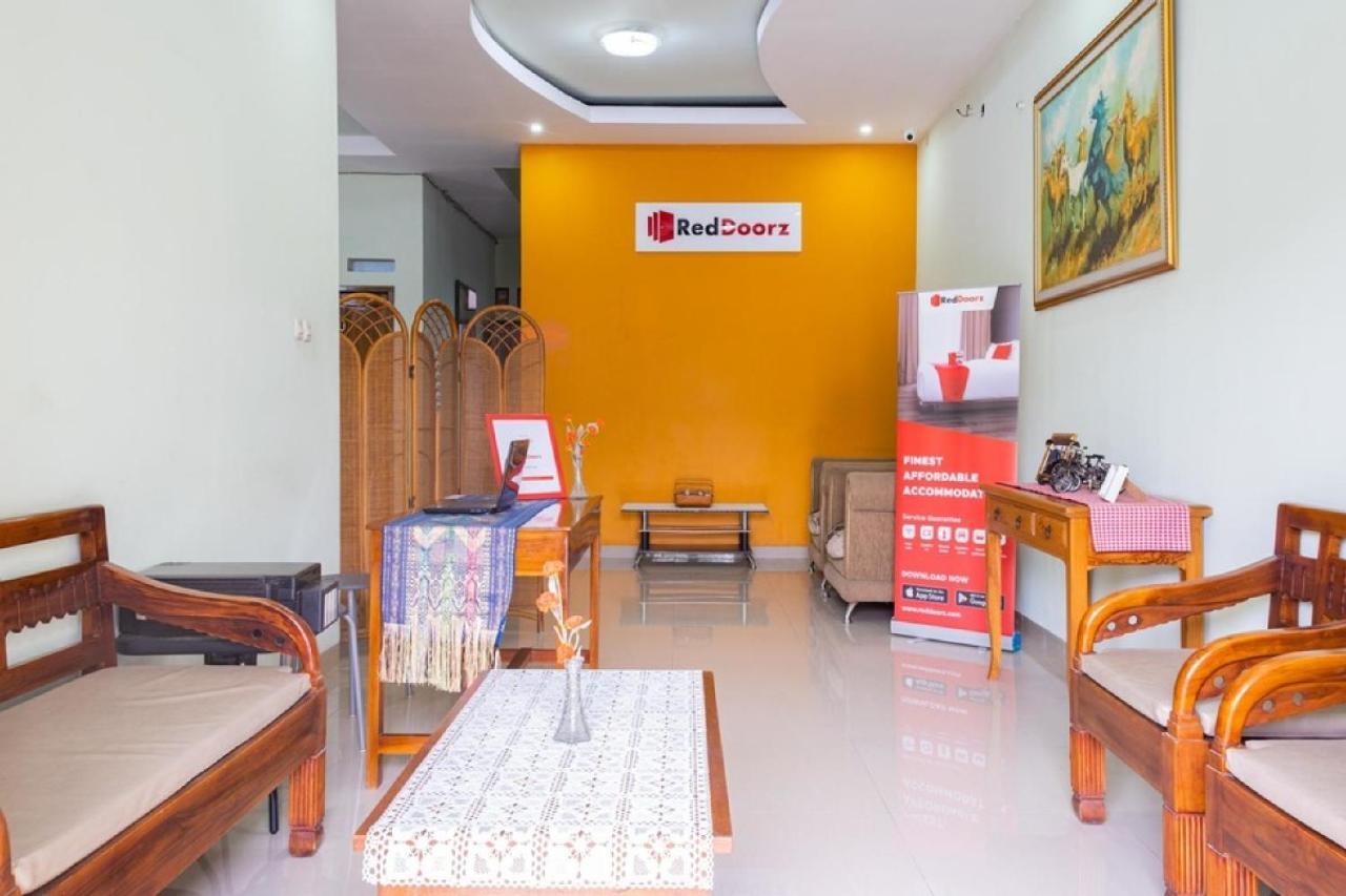 Reddoorz Syariah Near Grand Kota Bintang Hotel Bekasi Exterior photo